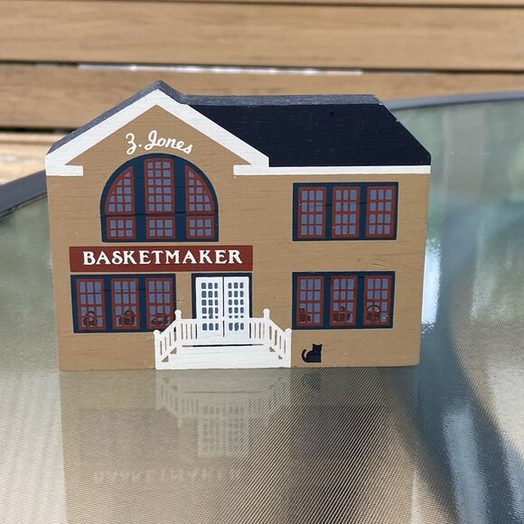 The Cat's Meow Z. JONES BASKETMAKER Wood Building  Shelf Sitter Liberty St. - Picture 1 of 6